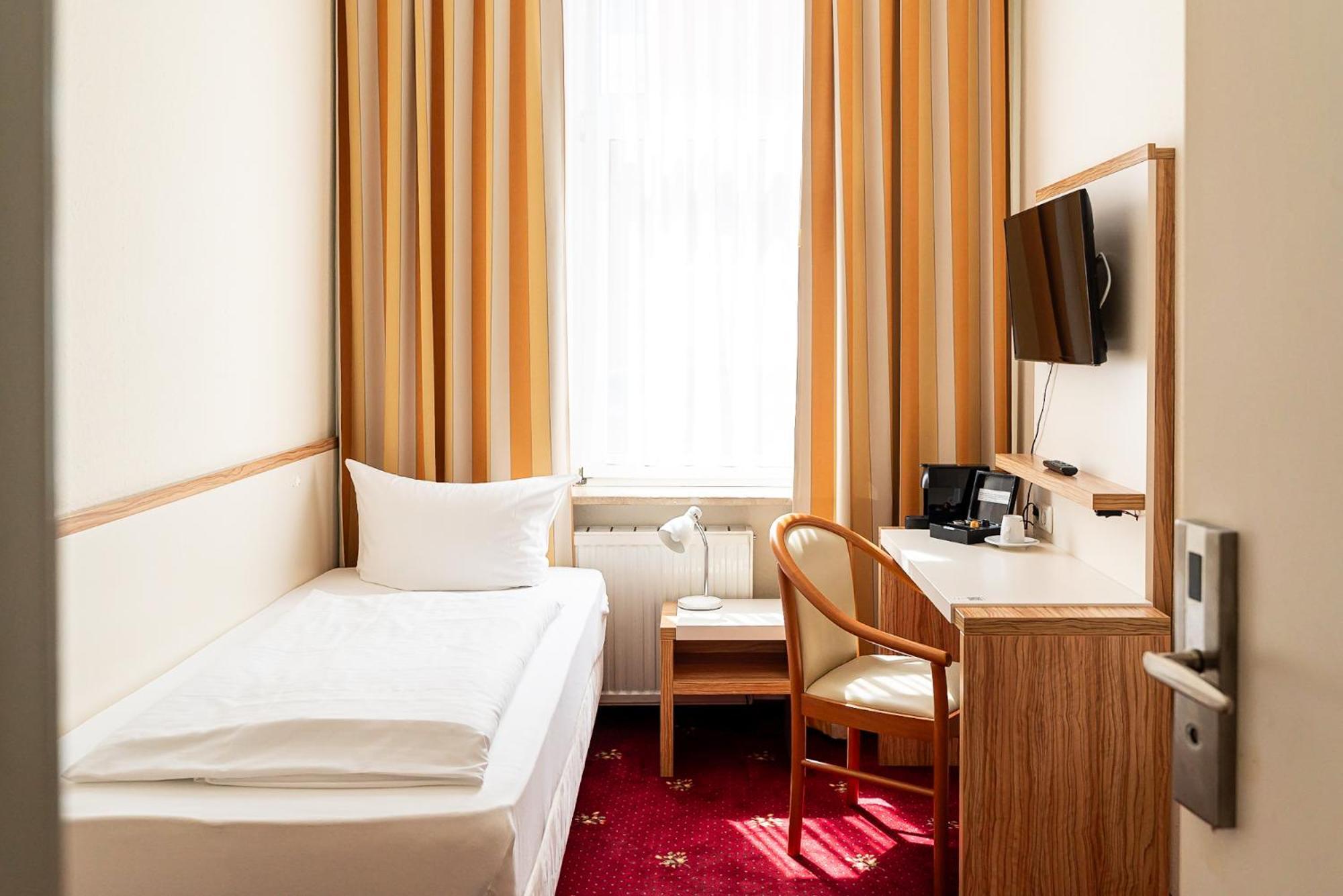 Sleepbeeone Wilhelmshaven Hotell Eksteriør bilde