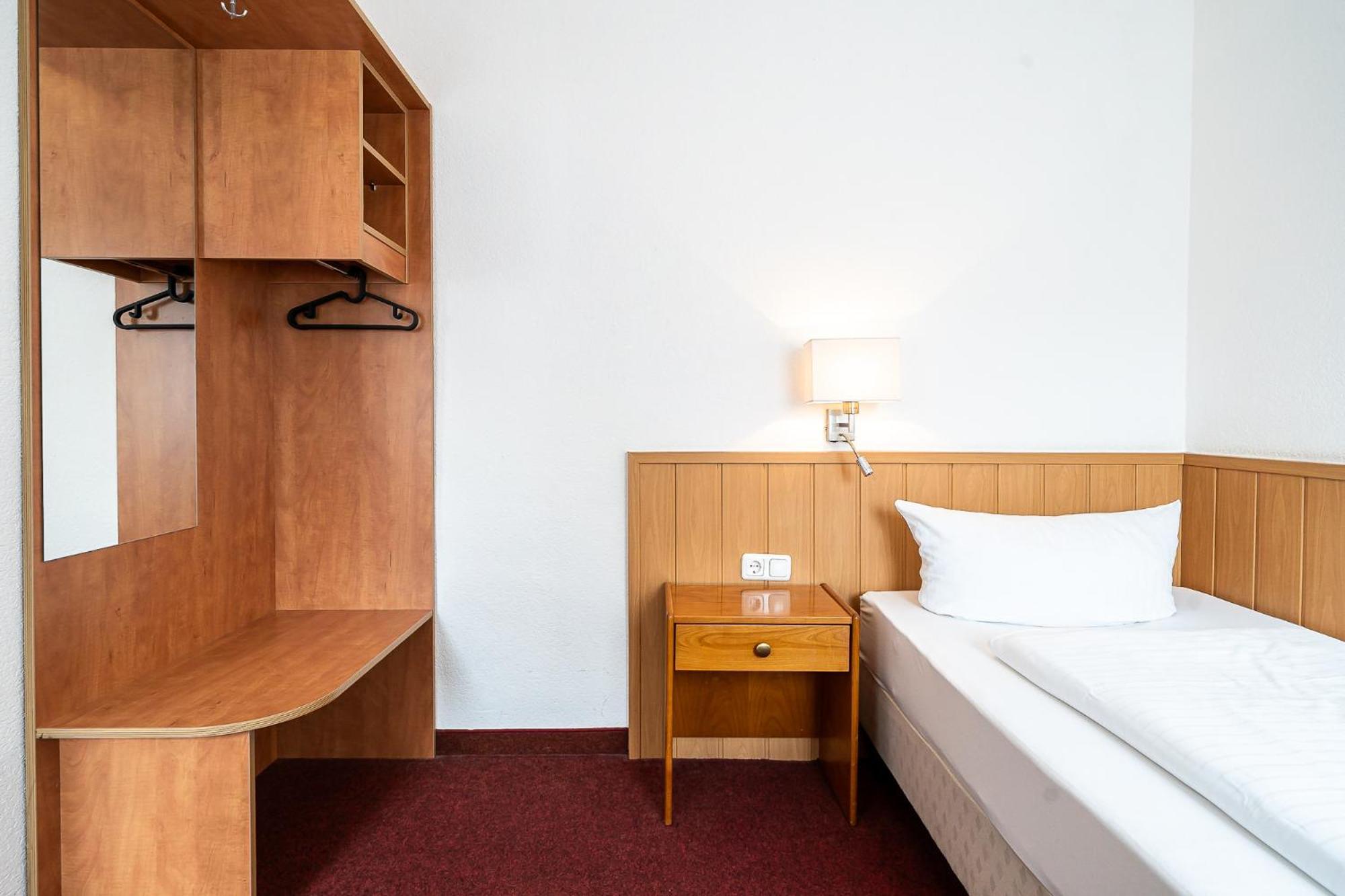 Sleepbeeone Wilhelmshaven Hotell Eksteriør bilde